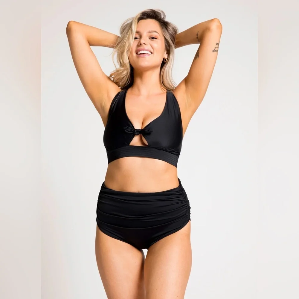 NWT WILD ISLES Stella Ruched High Waisted Bottoms Size 14/16